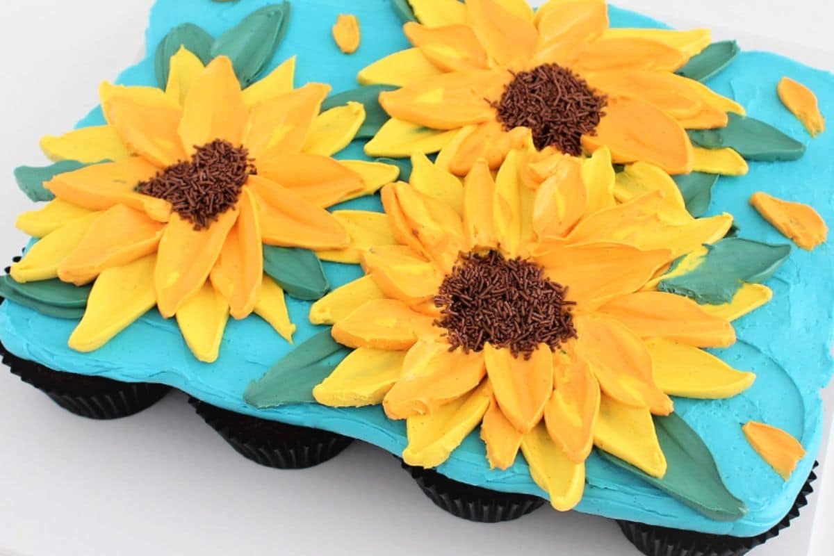 Condensed Milk Buttercream Palette Knife Paiting Cupcake Savvy