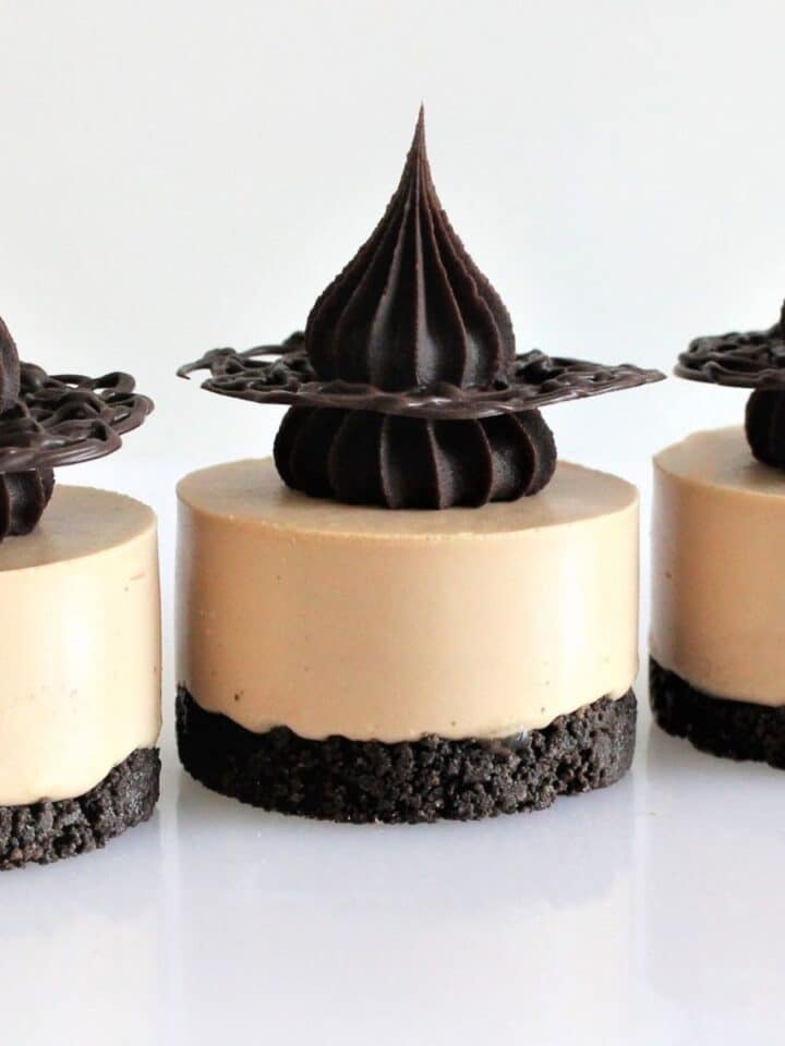 Mars Bar Mini Cheesecakes