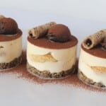 Mini Tiramisu Cheesecakes