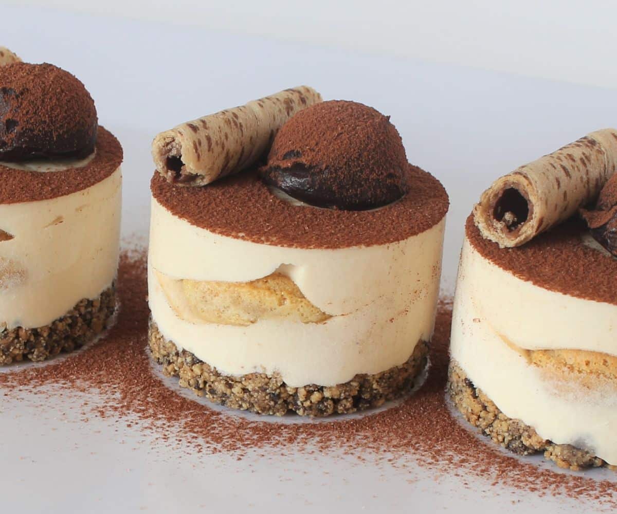Mini Tiramisu Cheesecakes Cupcake Savvy