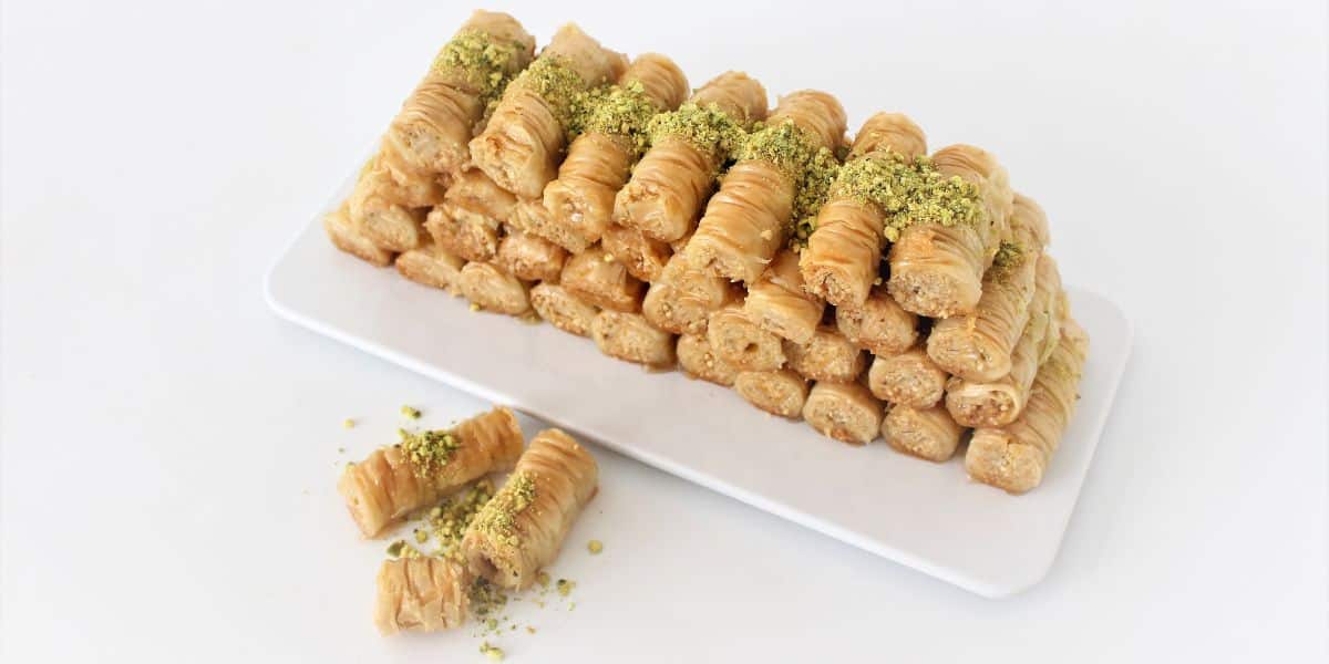 Serving Baklava Rolls Cupcake Savvy
