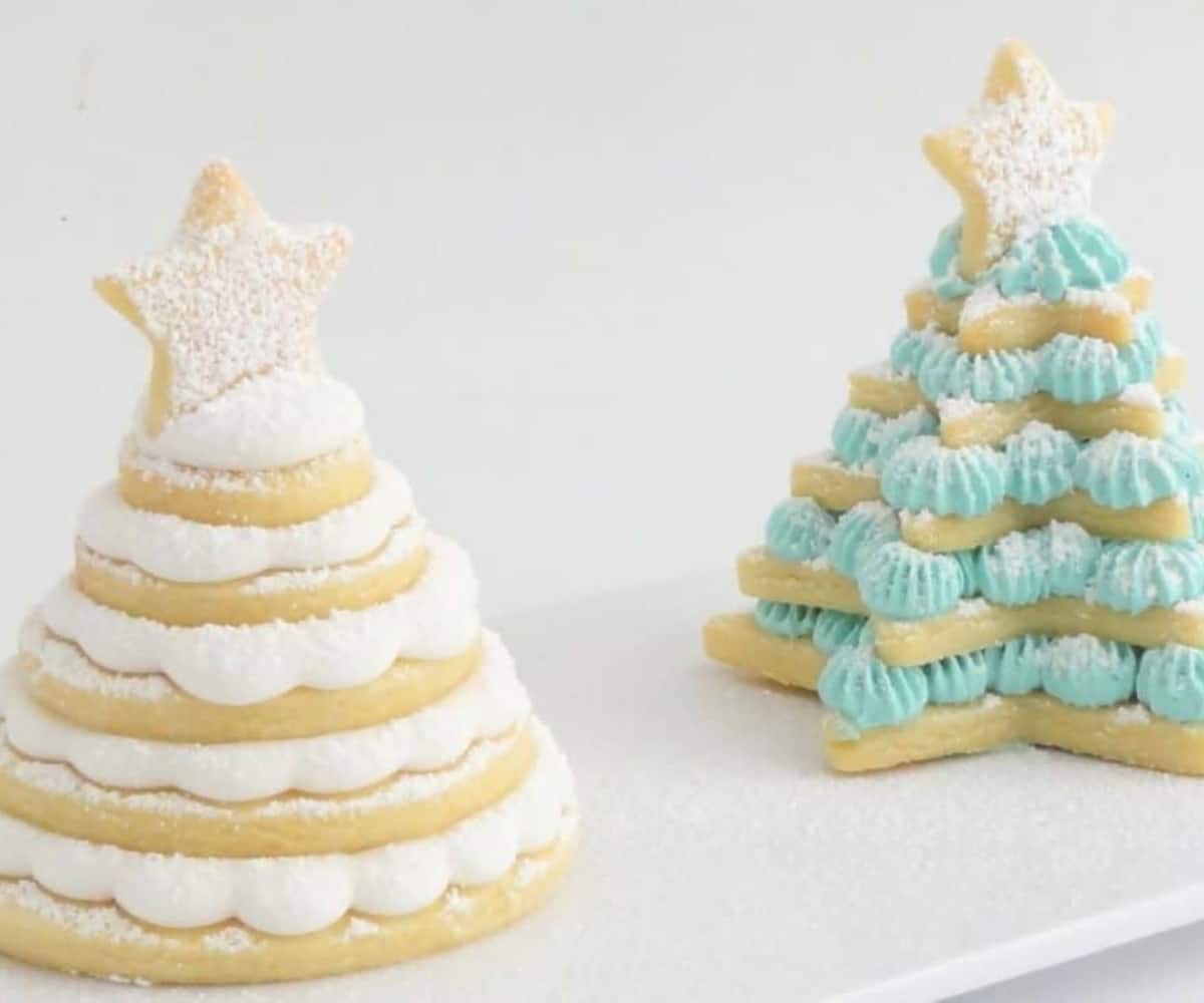 Sugar Cookies Christmas Holiday Cupcake Savvy (1)