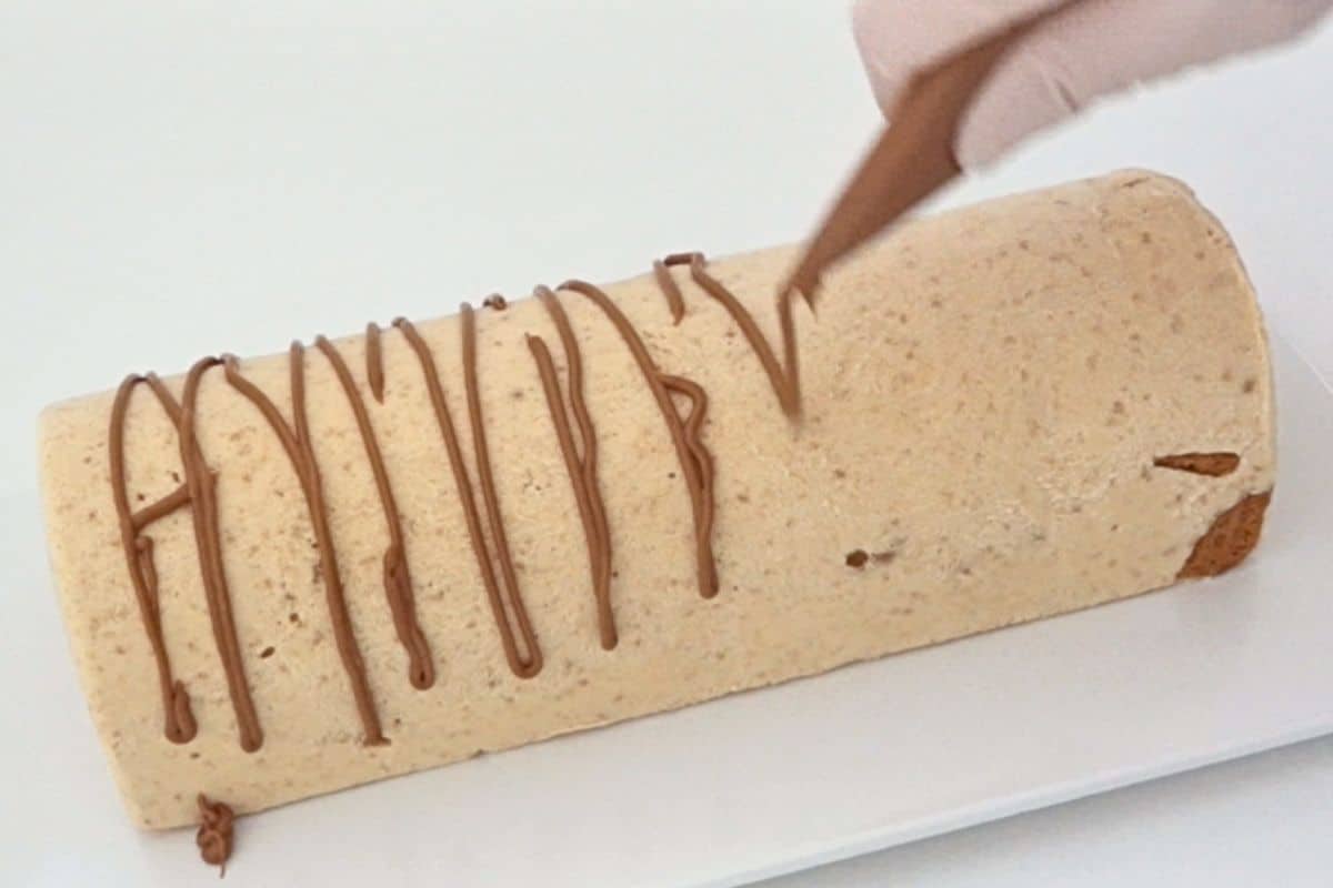 Biscoff Ice Cream Cupcake Savvy (1)