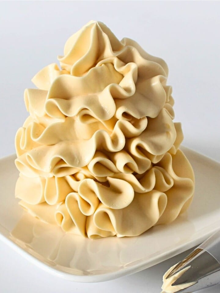 Caramel Cream Cheese Russian Buttercream Cupcake Savvy