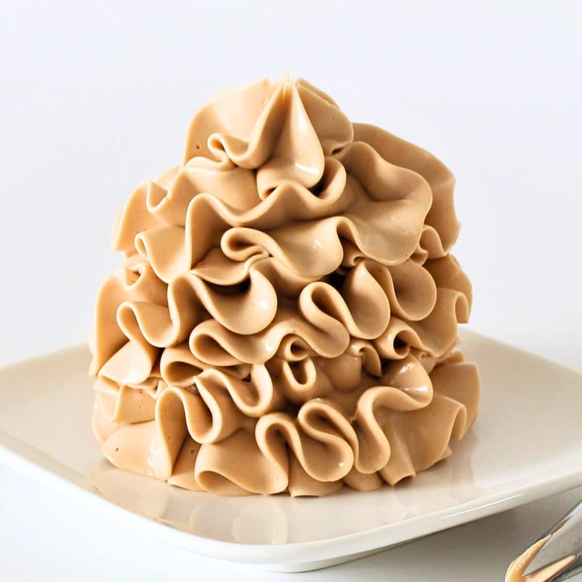 Rolo Russian Buttercream Cupcake Savvy