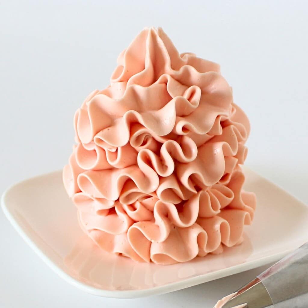 Strawberry Marshmallow Buttercream Frosting
