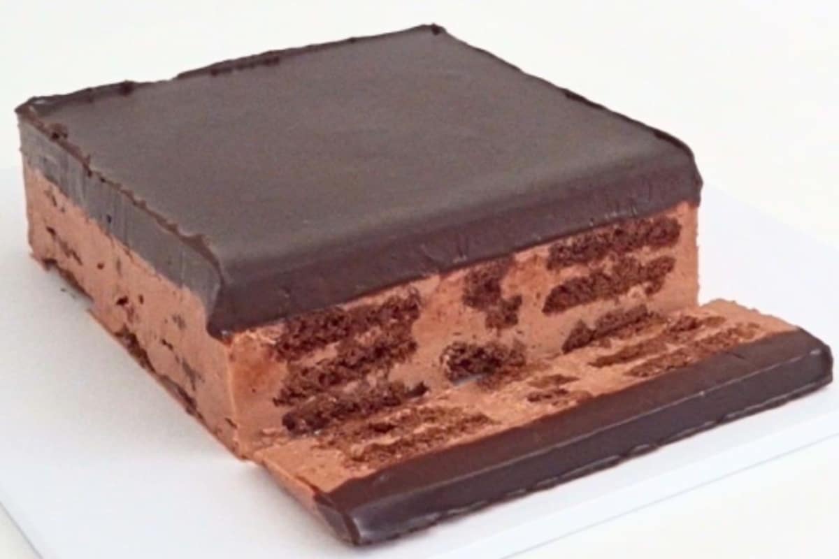 Chocolate Ice Box Cake Cupcake Savvy (1)