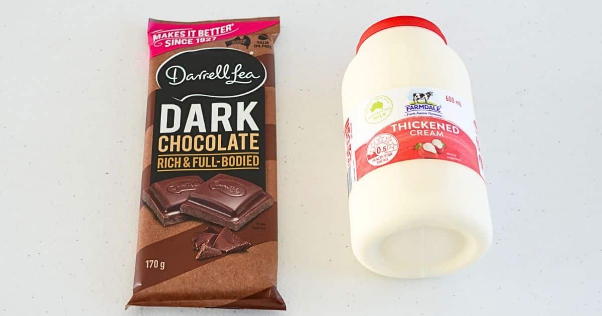 Dark Chocolate Mousse 2 Ingredients Quick Easy Cupcake Savvy (3)