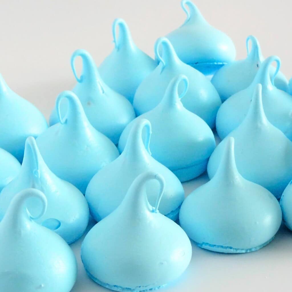 Easy Meringue Kisses Cupcake Savvy