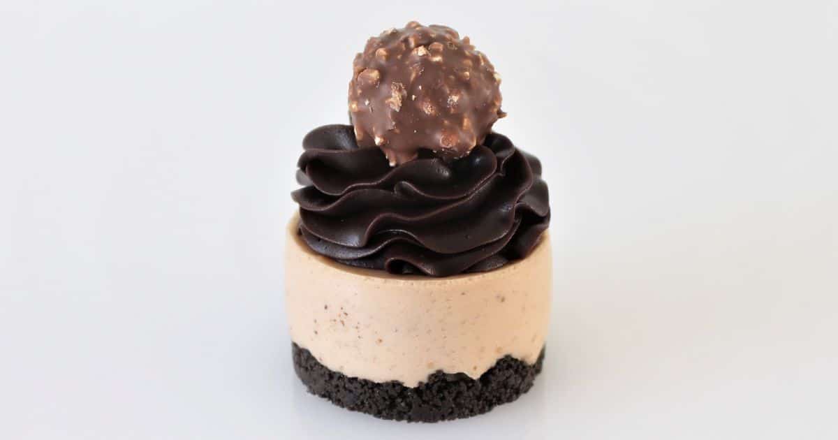 Ferrero Rocher Mini Cheesecakes Cupcake Savvy (1)