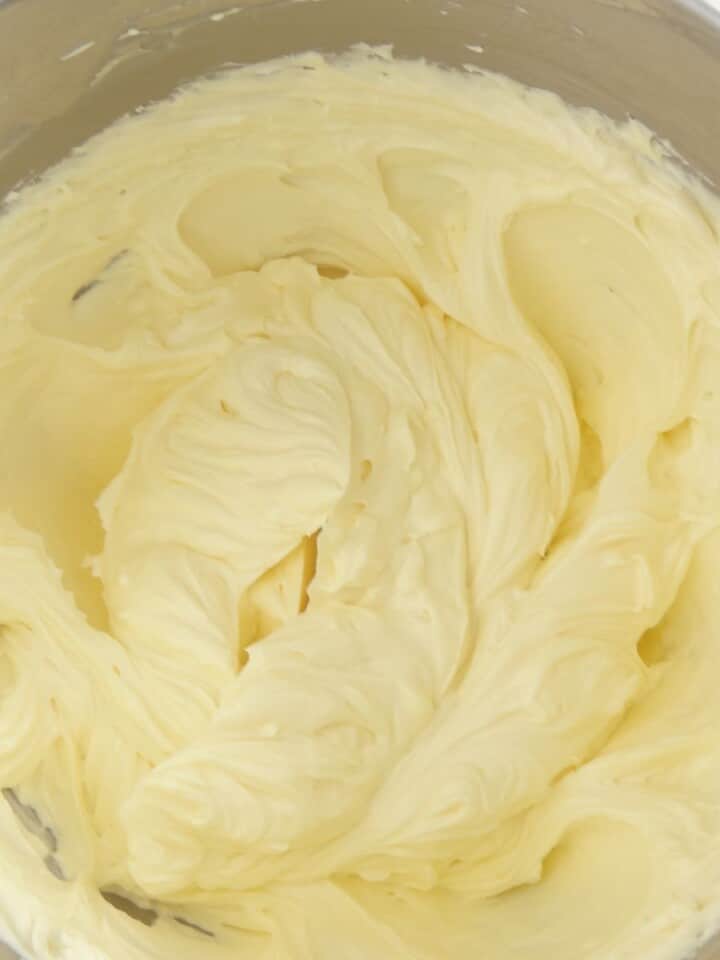 No Grit Buttercream Cream Cheese Cupcake Savvy