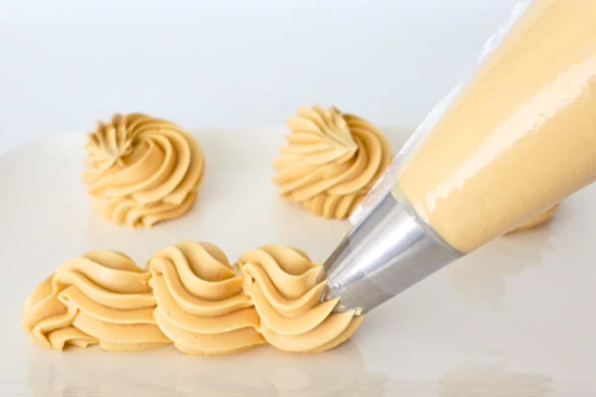 No grit Buttercream Biscoff Cupcake Savvy (2)