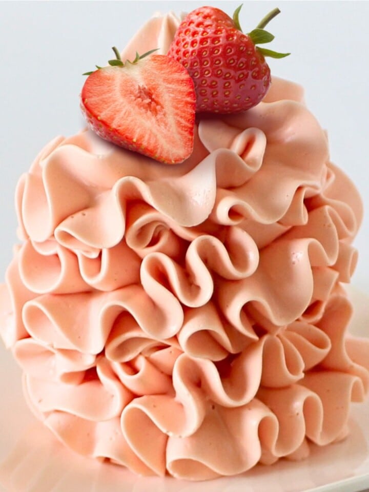 Strawberry Marshmallow Condensed Milk Buttercream Cupcake Savvy (3)