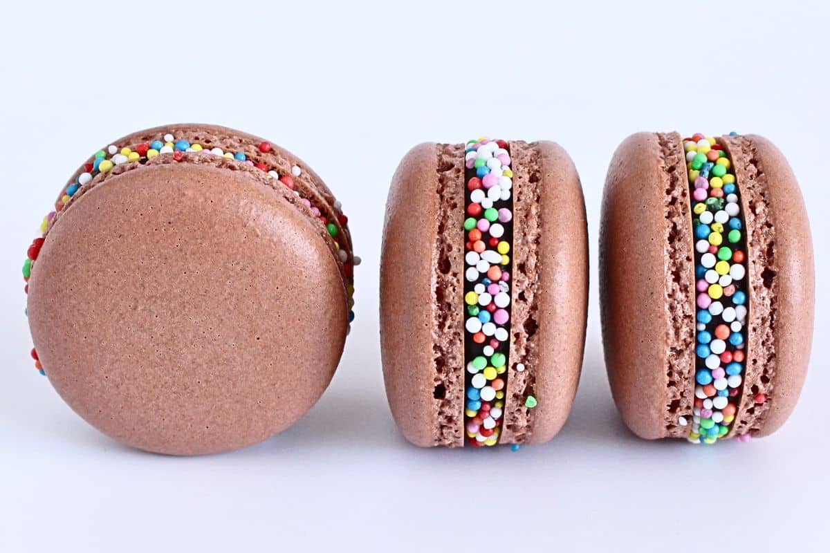 Chocolate French Macarons Cupcake Savvy (4)