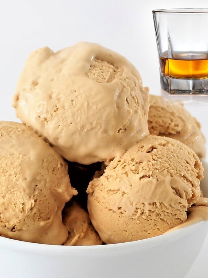 Bourbon caramel ice cream in a bowl