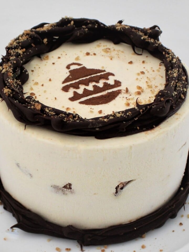 Eggnog Ice Cream Cake Cupcake Savvy