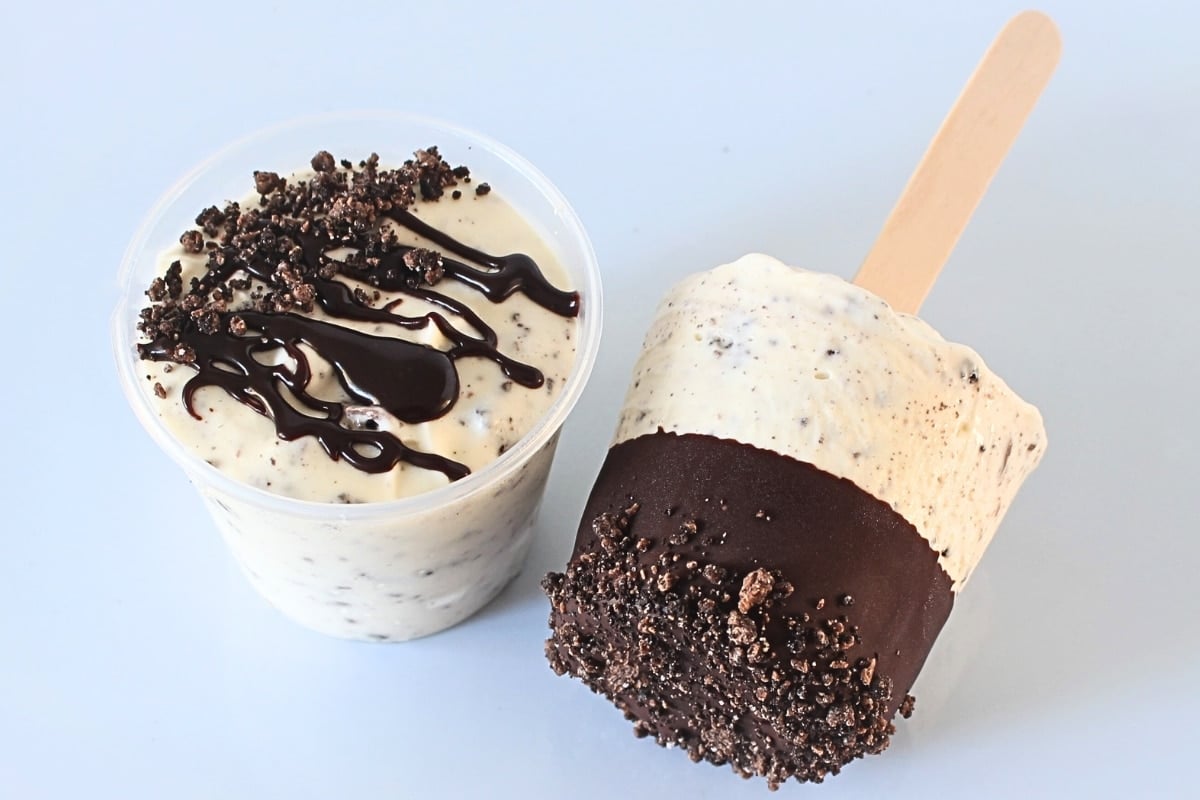 Cookies and Cream Ice Cream Cupcake Savvy (1)