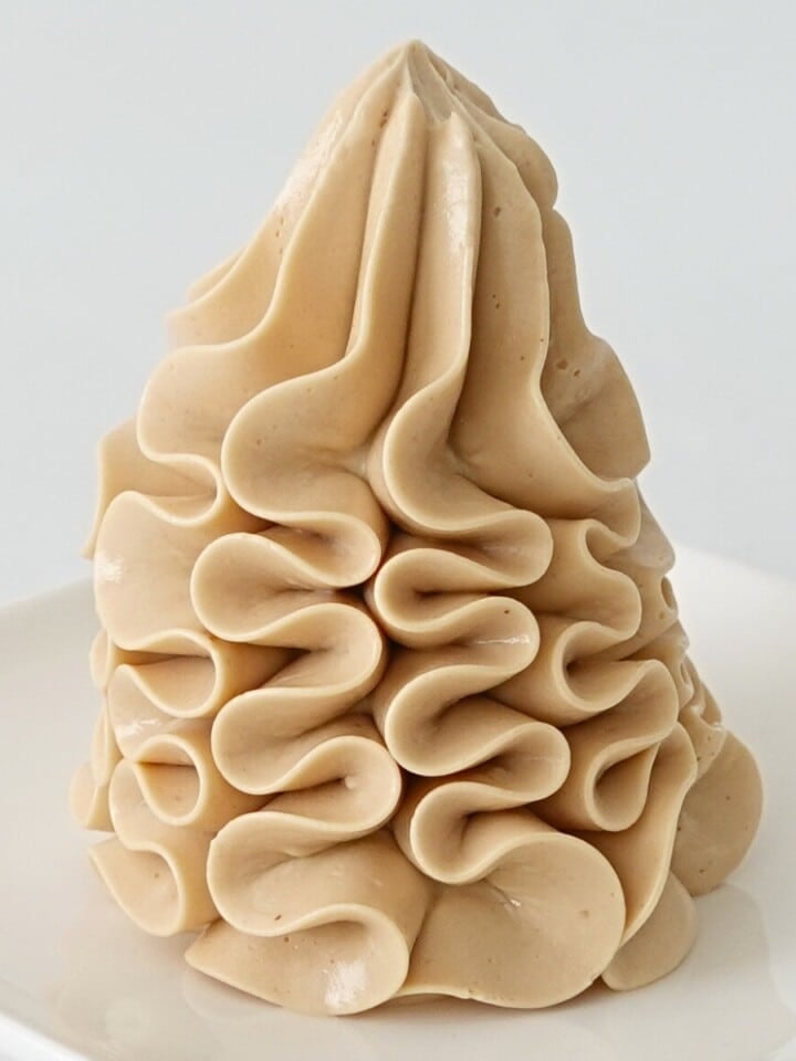 Gelato Buttercream Cupcake Savvy