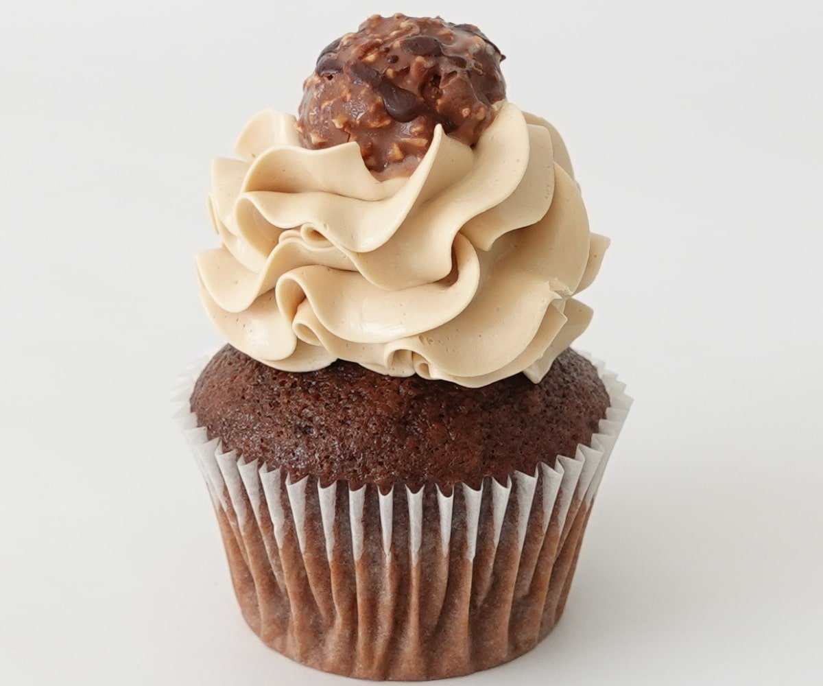 Gelato Condensed Milk Buttercream Cupcake Savvy