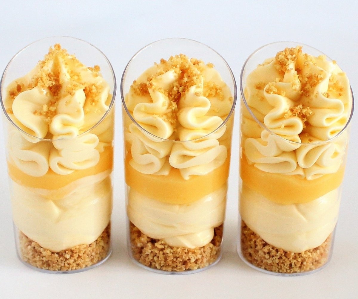 Lemon Curd Cheesecake Cupcake Savvy (1)