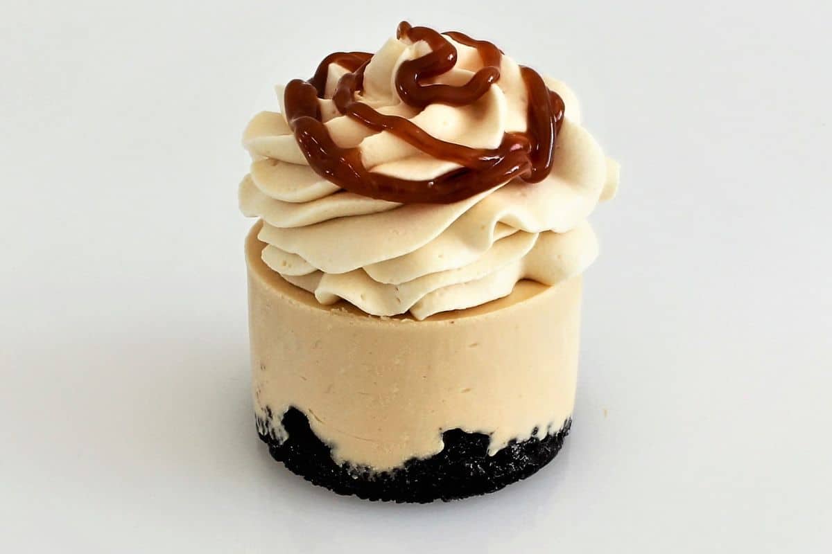 Mini Caramel Cheesecakes Cupcake Savvy