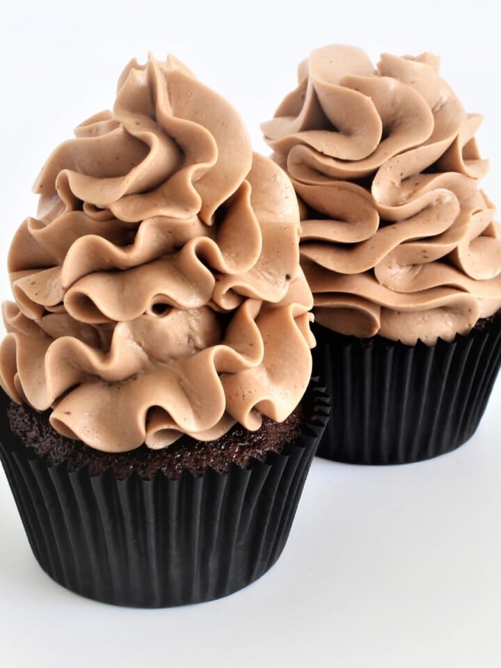 Chocolate Cream Cheese Buttercream Cupcake Savvy