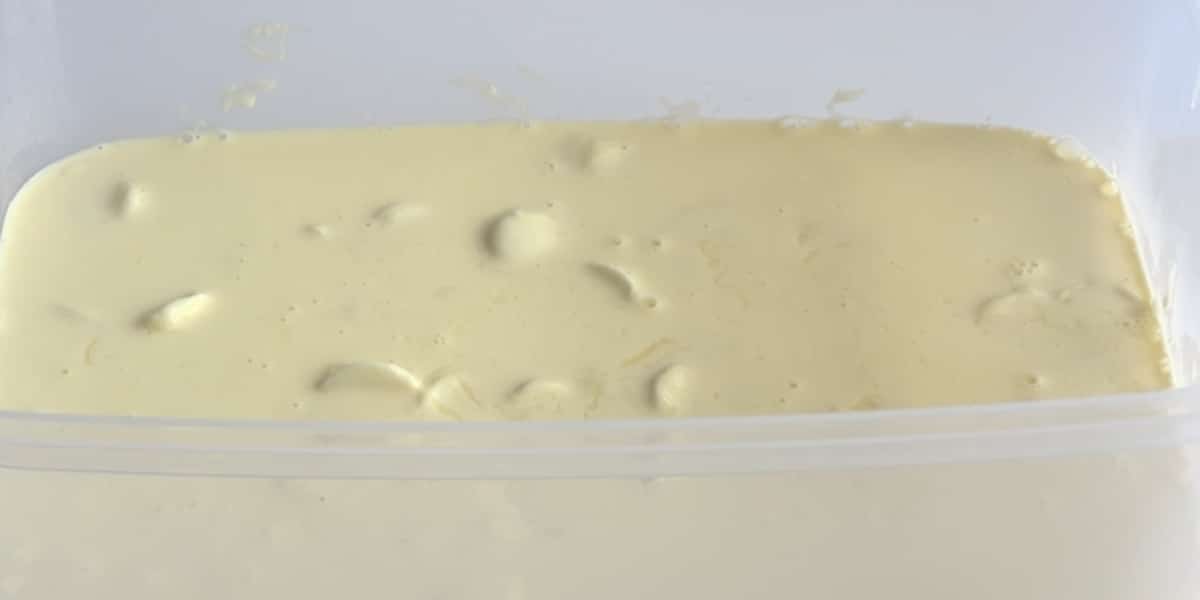 Pink Chocolate Ganache How To Make Cupcake Savvy (1)