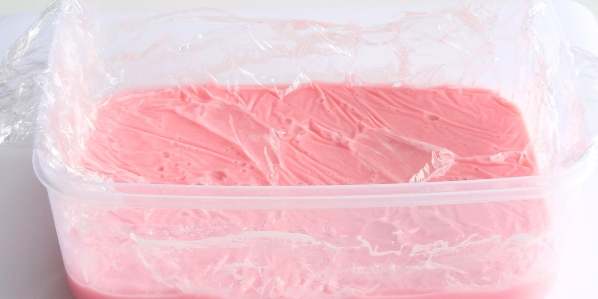 Pink Chocolate Ganache How To Make Cupcake Savvy (4)