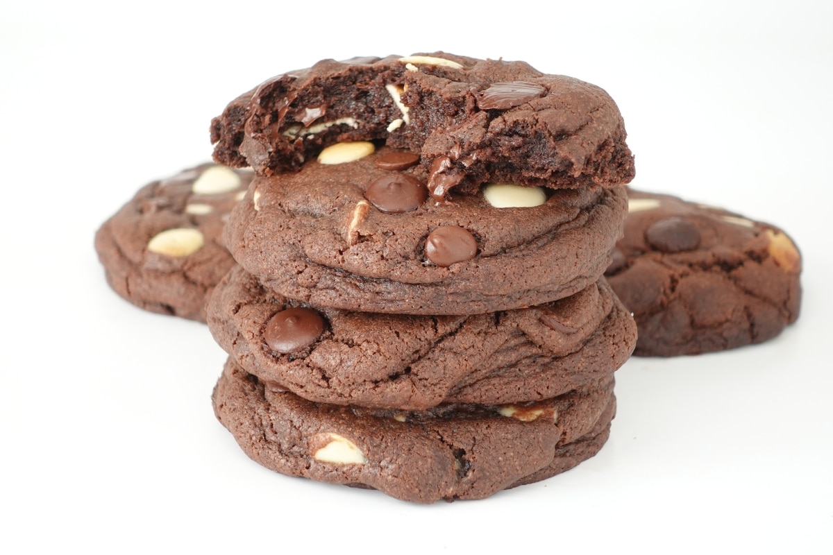 Chunky Chocolate Chip Cookies Cupcake Savvy