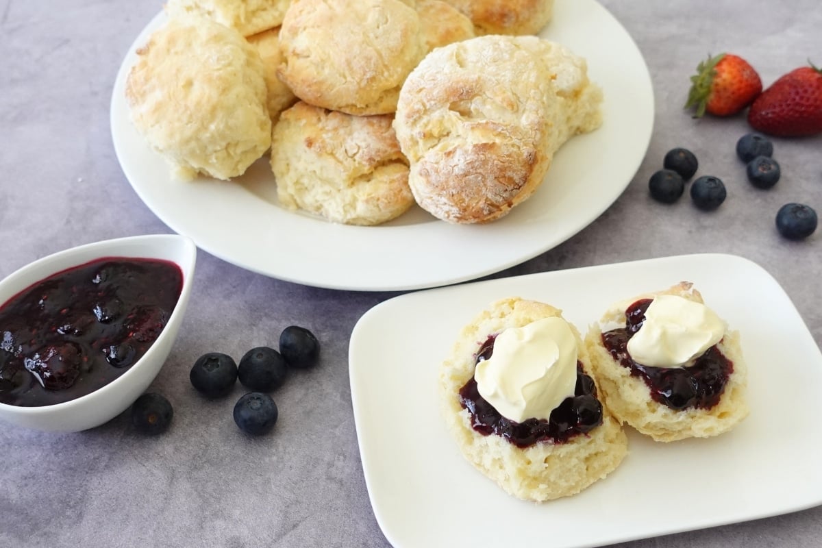 Homemade Scones and Berry Compote Cupcake Savvy