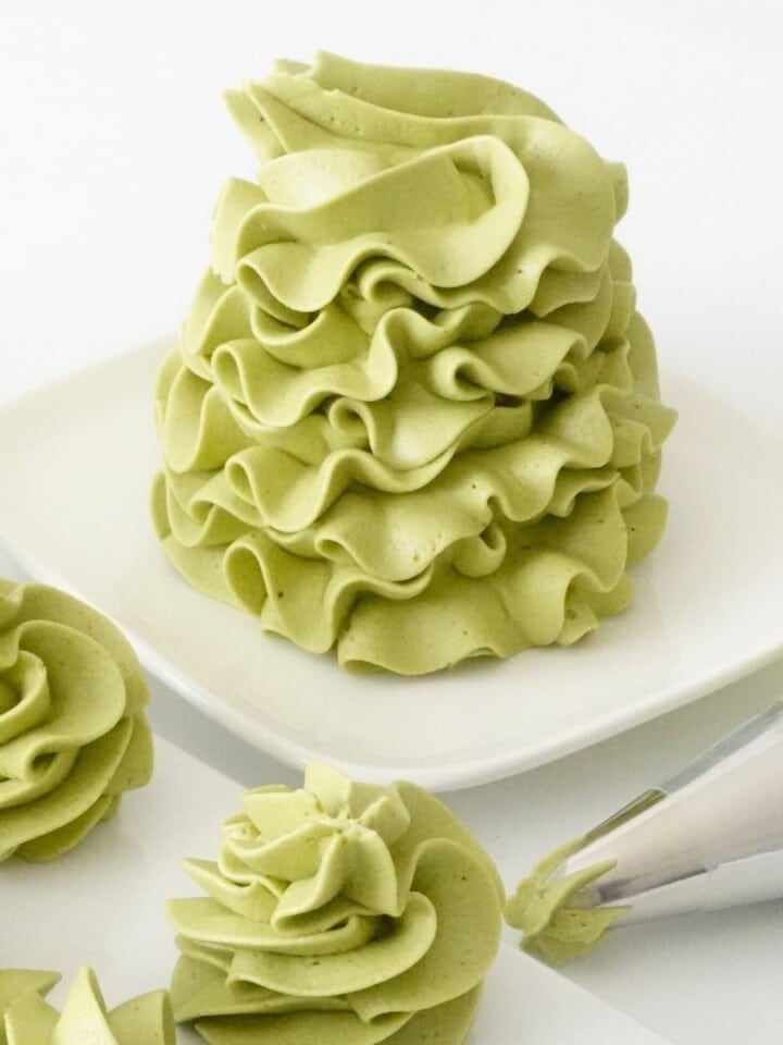 Matcha Buttercream Cupcake Savvy