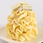 White Chocolate Buttercream Frosting Cupcake Savvy (1)