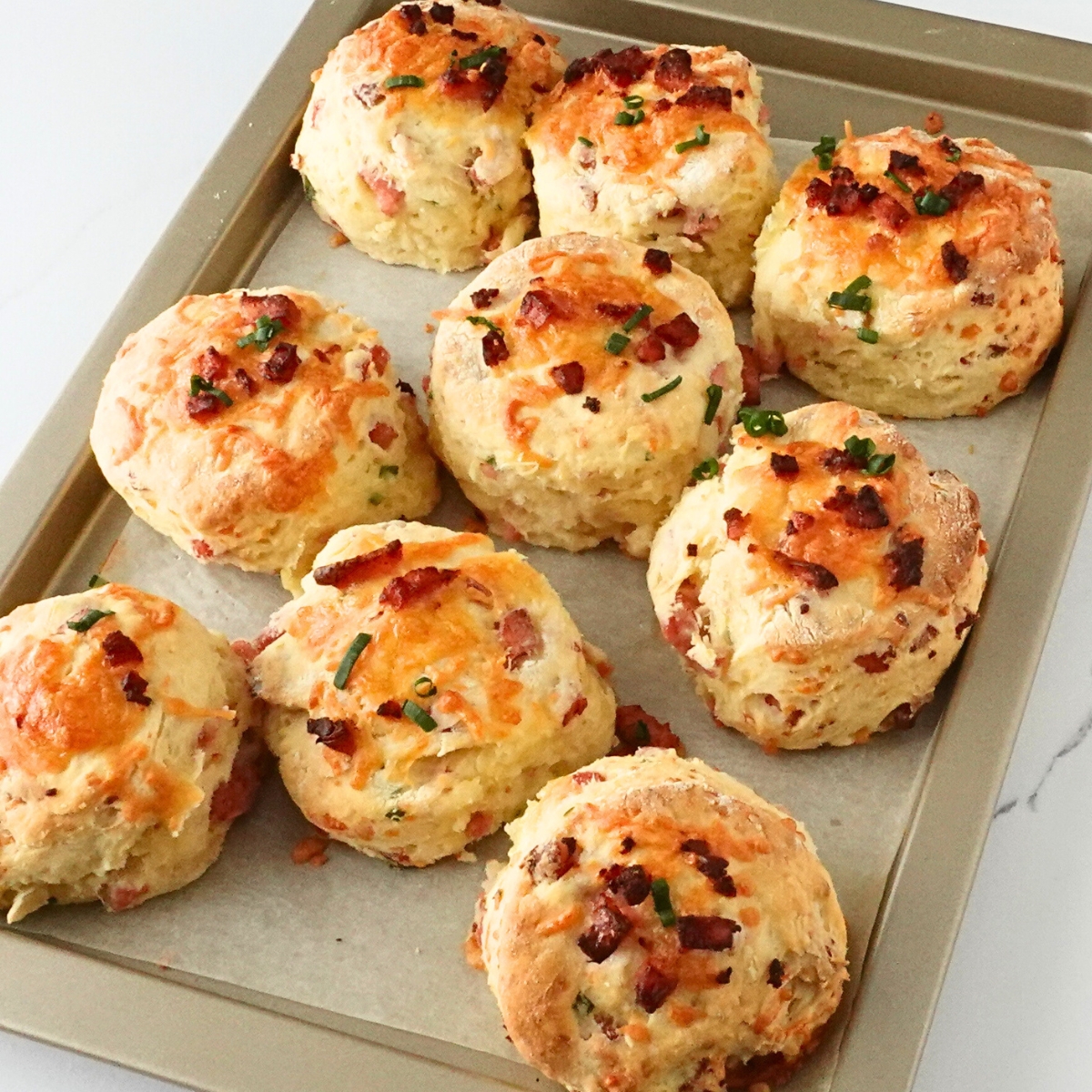 Warm Cheese and Bacon Scones Cupcake Savvy
